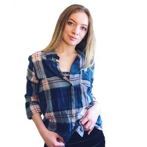 Grunge blue grey plaid tartan button up flannel shirt coastal cowgirl western